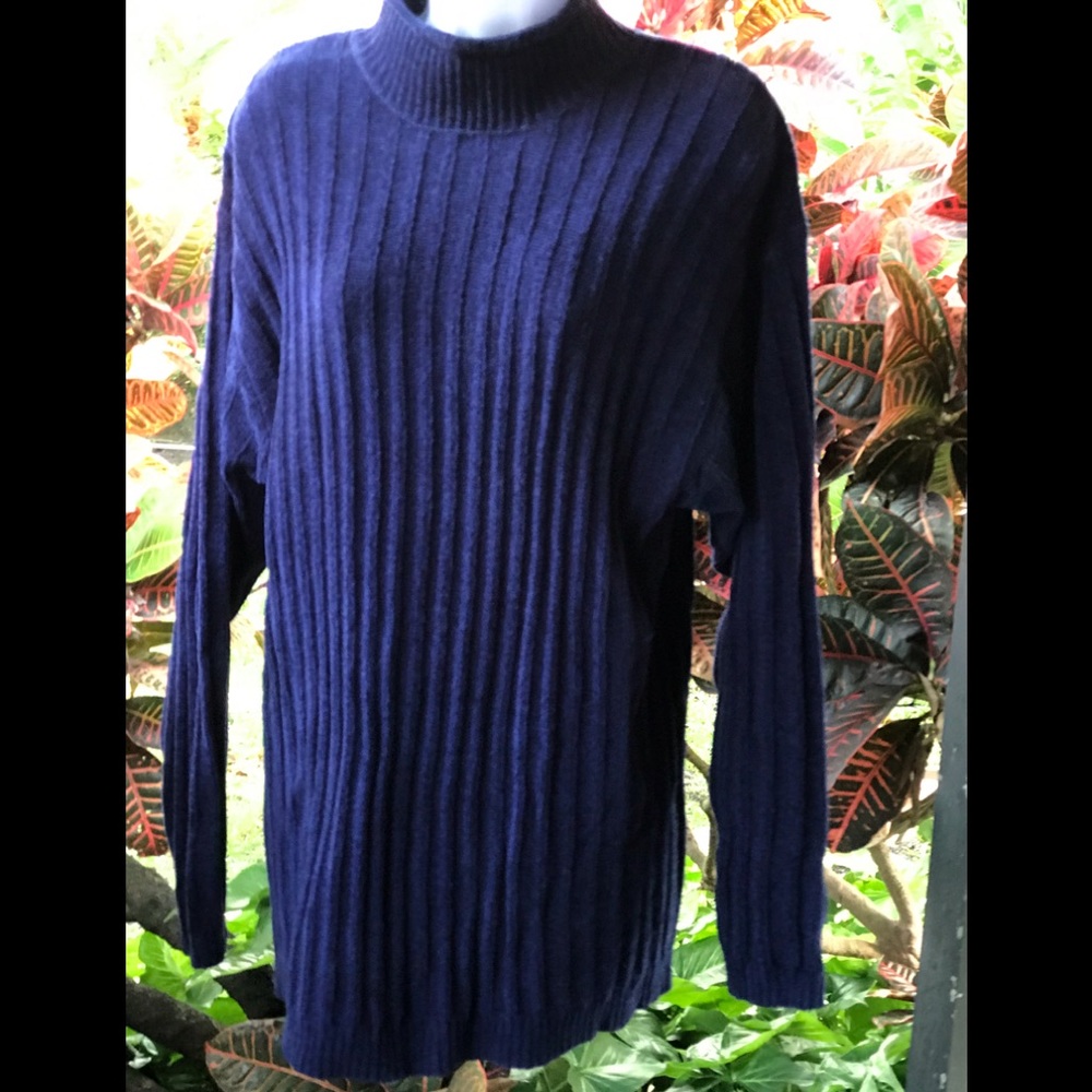 Vintage Rafaella ,navy velvetlike knitwear, size L